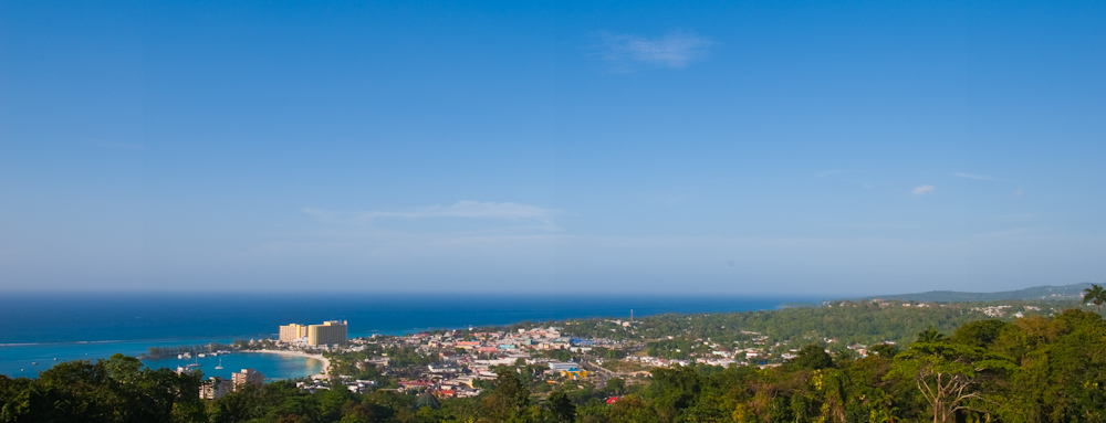 Foto fra Ocho Rios, Jamaica – Ocho Rios from Shaw Gardens - May