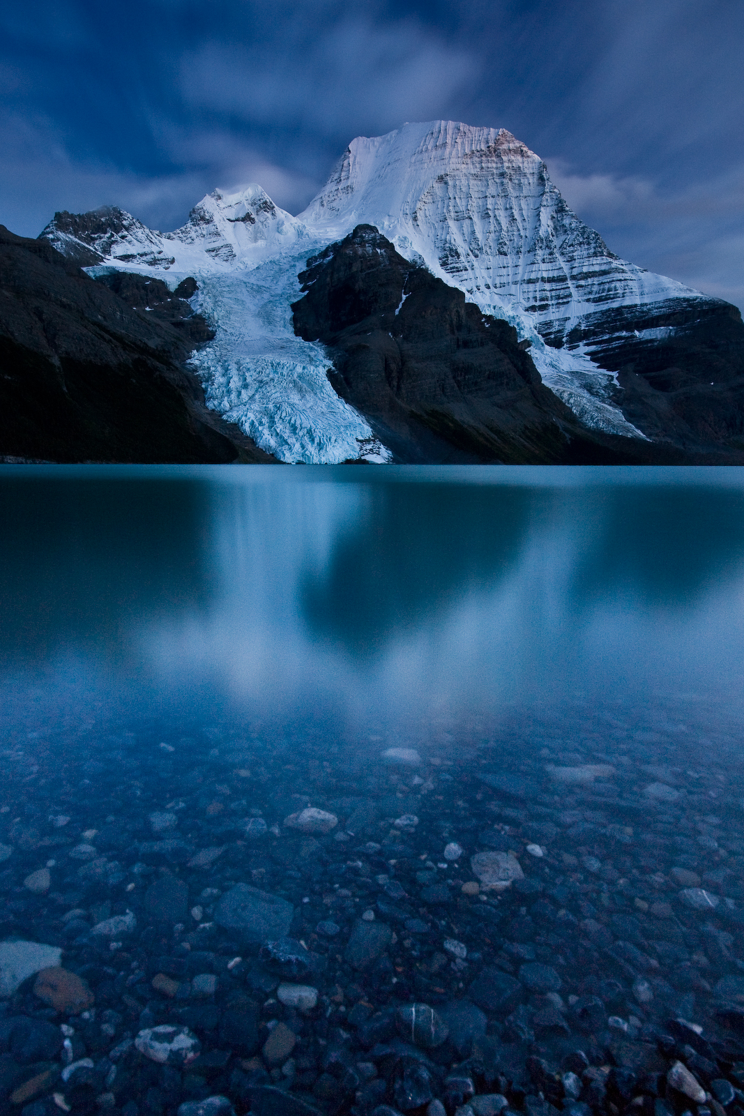 Foto fra Rocky Mountains, Canada – Mount Robson Twilight