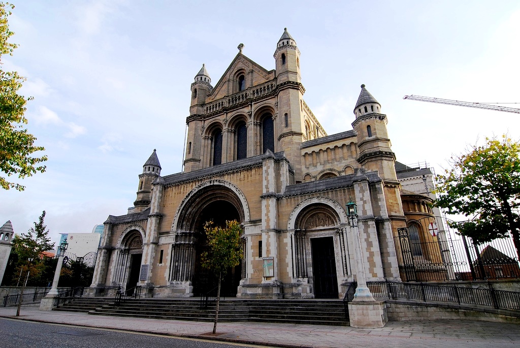 Foto fra Belfast, Irland – Cathedral St. Anne Belfast