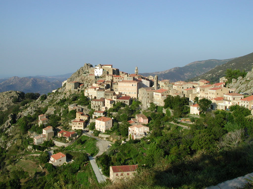 Foto fra Korsika, Frankrike – Speloncato general view