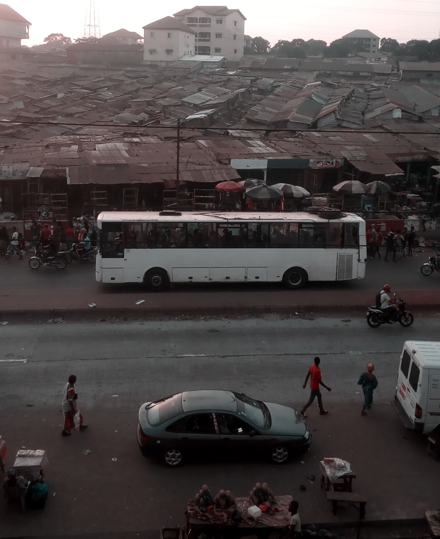Foto fra Conakry, Guinea – Bus Enta Marché de Conakry 3