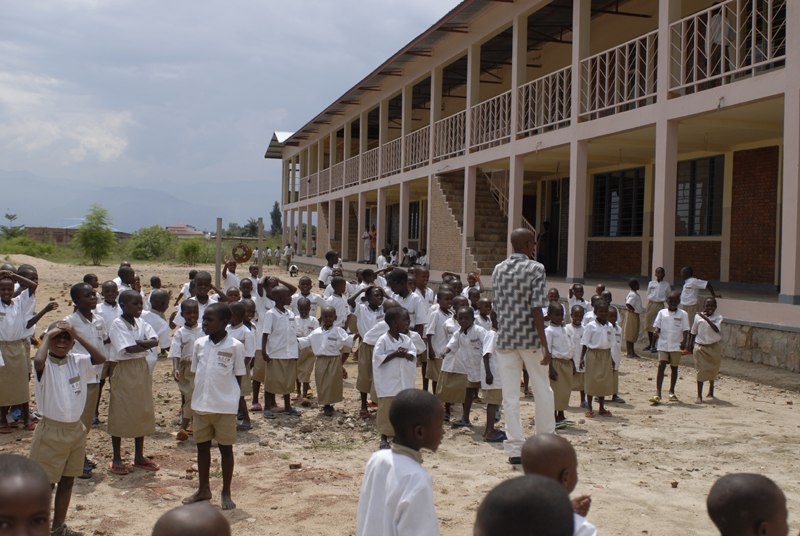 Foto fra Burundi – Carolus Magnus Schule-Burundi