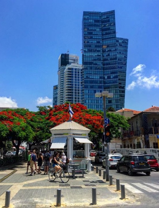 Foto fra Tel Aviv, Israel – Entamu del bulevar Rothschild