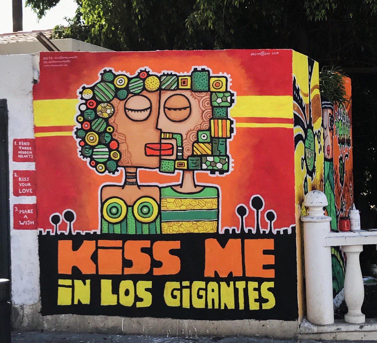 Foto fra Los Gigantes, Kanariøyene – Mural Kiss Me In Los Gigantes
