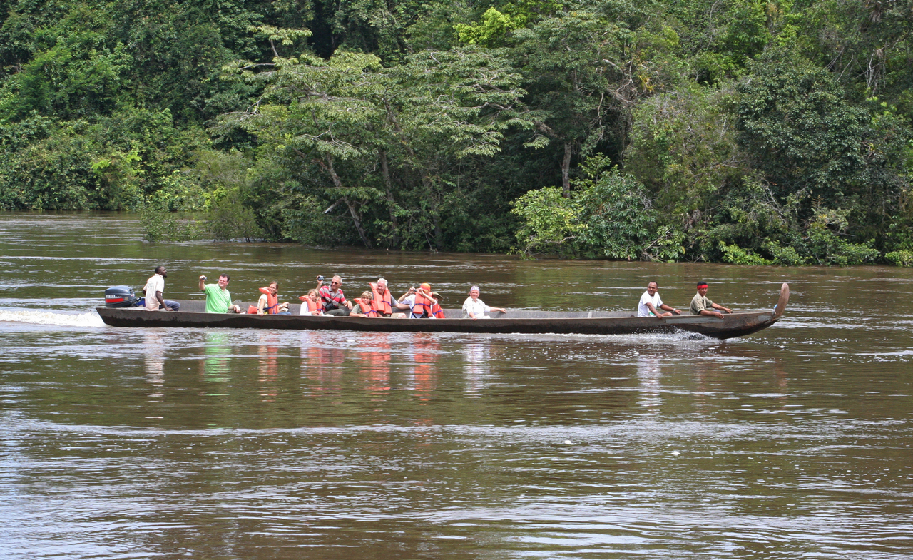 Foto fra Surinam – Canoe (korjaal) on Fungu Island jungle