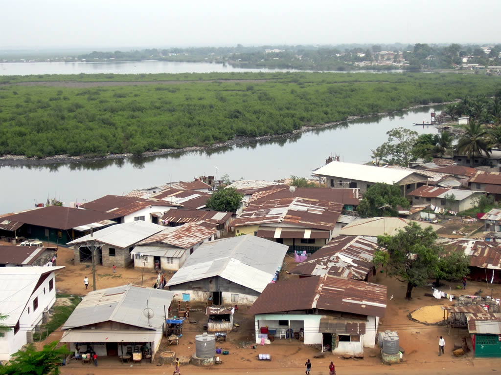 Foto fra Monrovia, Liberia – Mesurado River