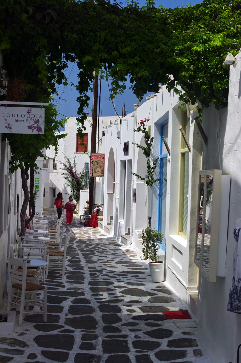 Foto fra Naoussa, Hellas – GR-paros-naoussa-gasse-2