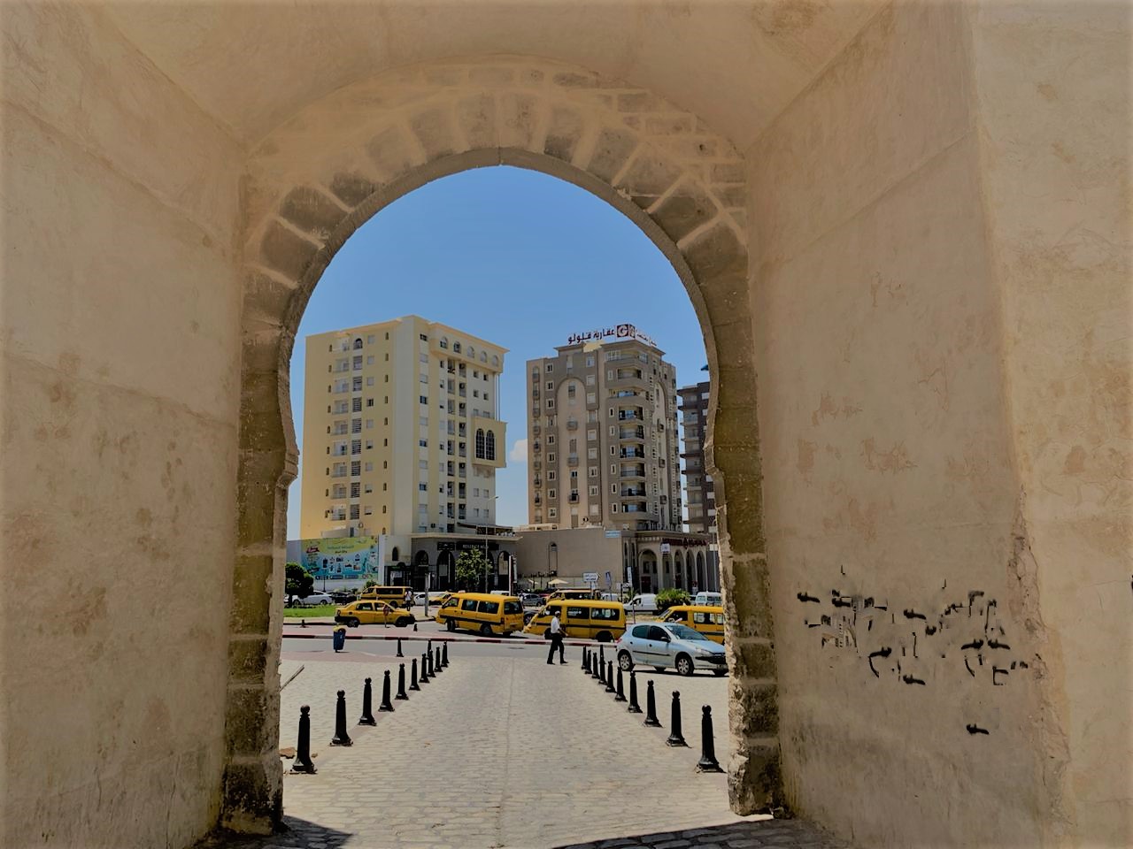 Foto fra Sousse, Tunisia – Finga over looking the future