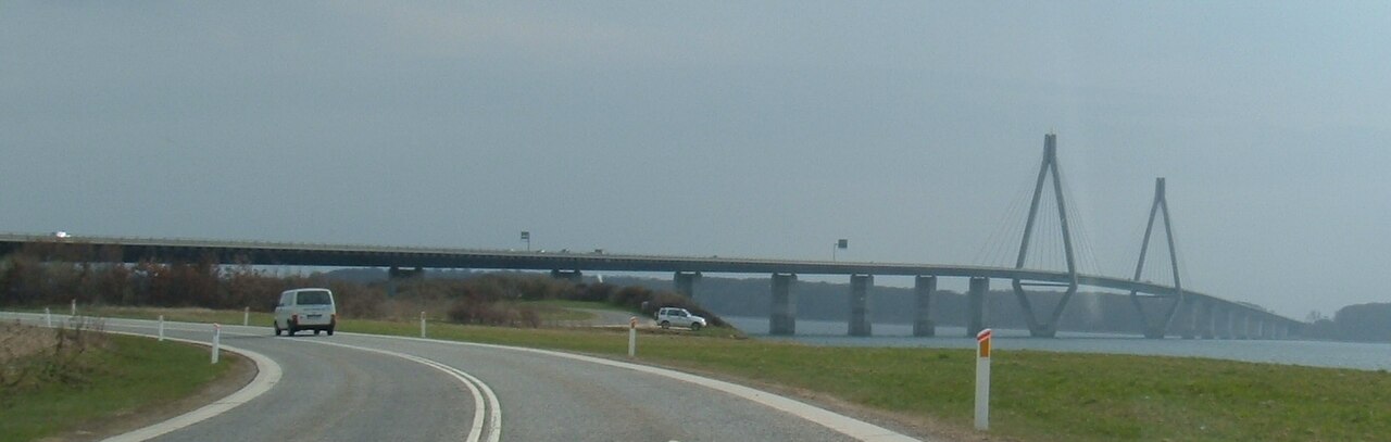 Foto fra Møn, Danmark – Farobridge