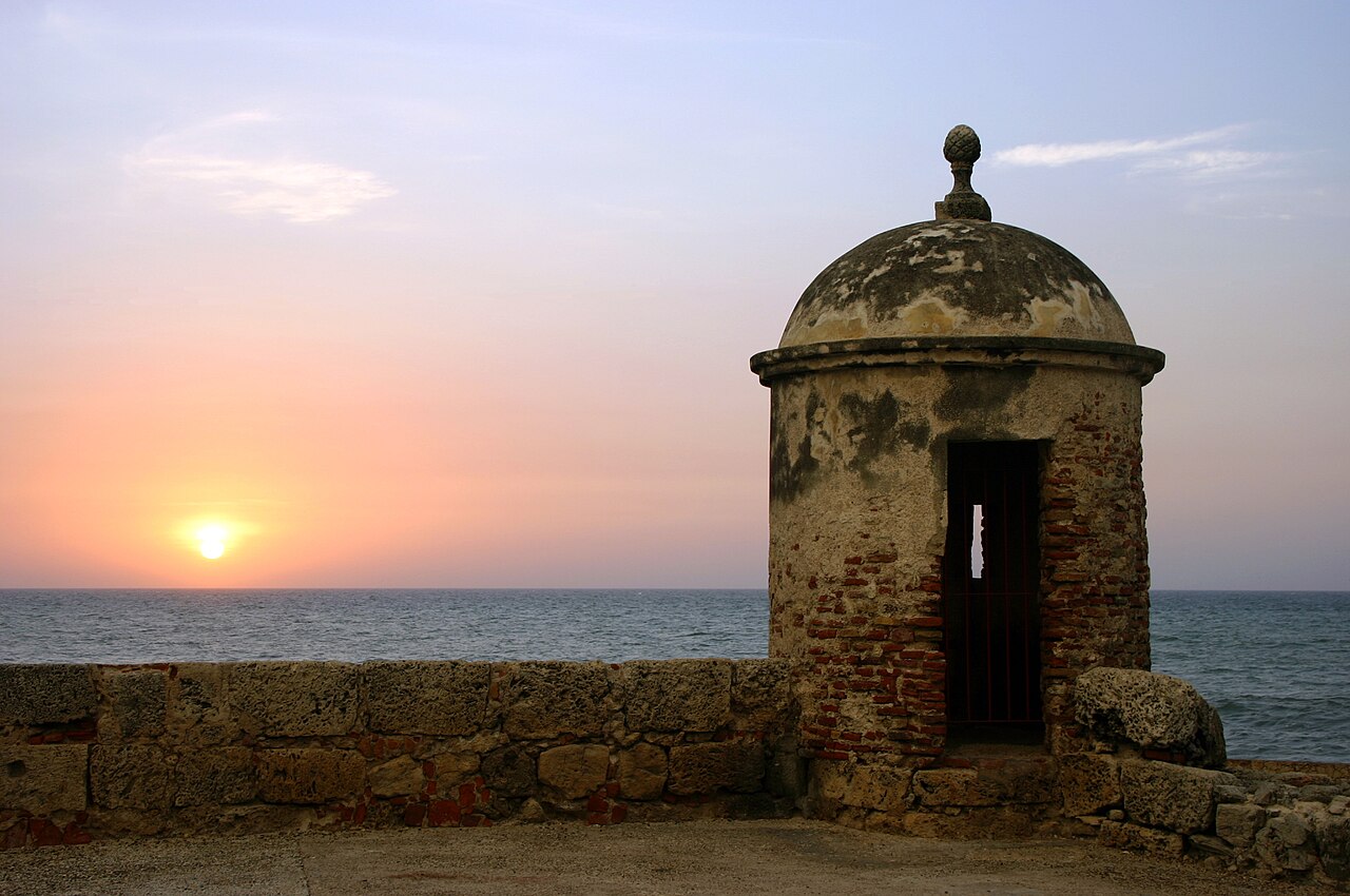 Foto fra Colombia – Sunset-cartagena-tower-dewired