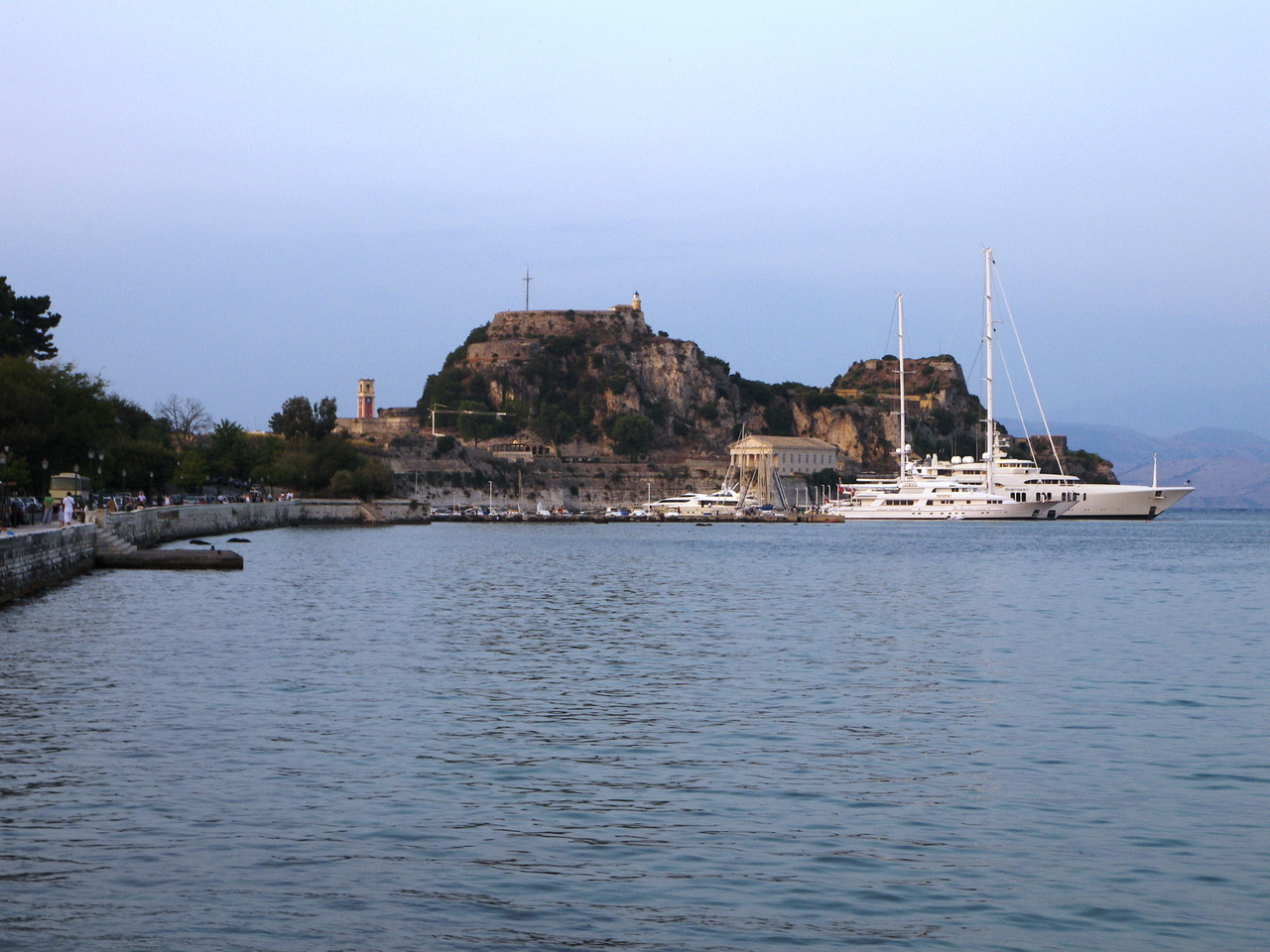 Foto fra Korfu, Hellas – Bay of Garitsa