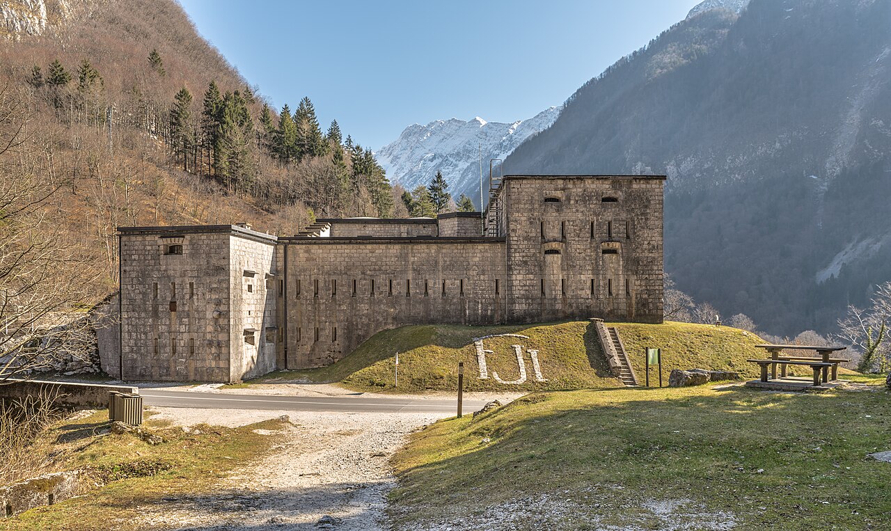 Foto fra Slovenia – Bovec Kluže Flitscher Klause West-Seite 10032015 0609