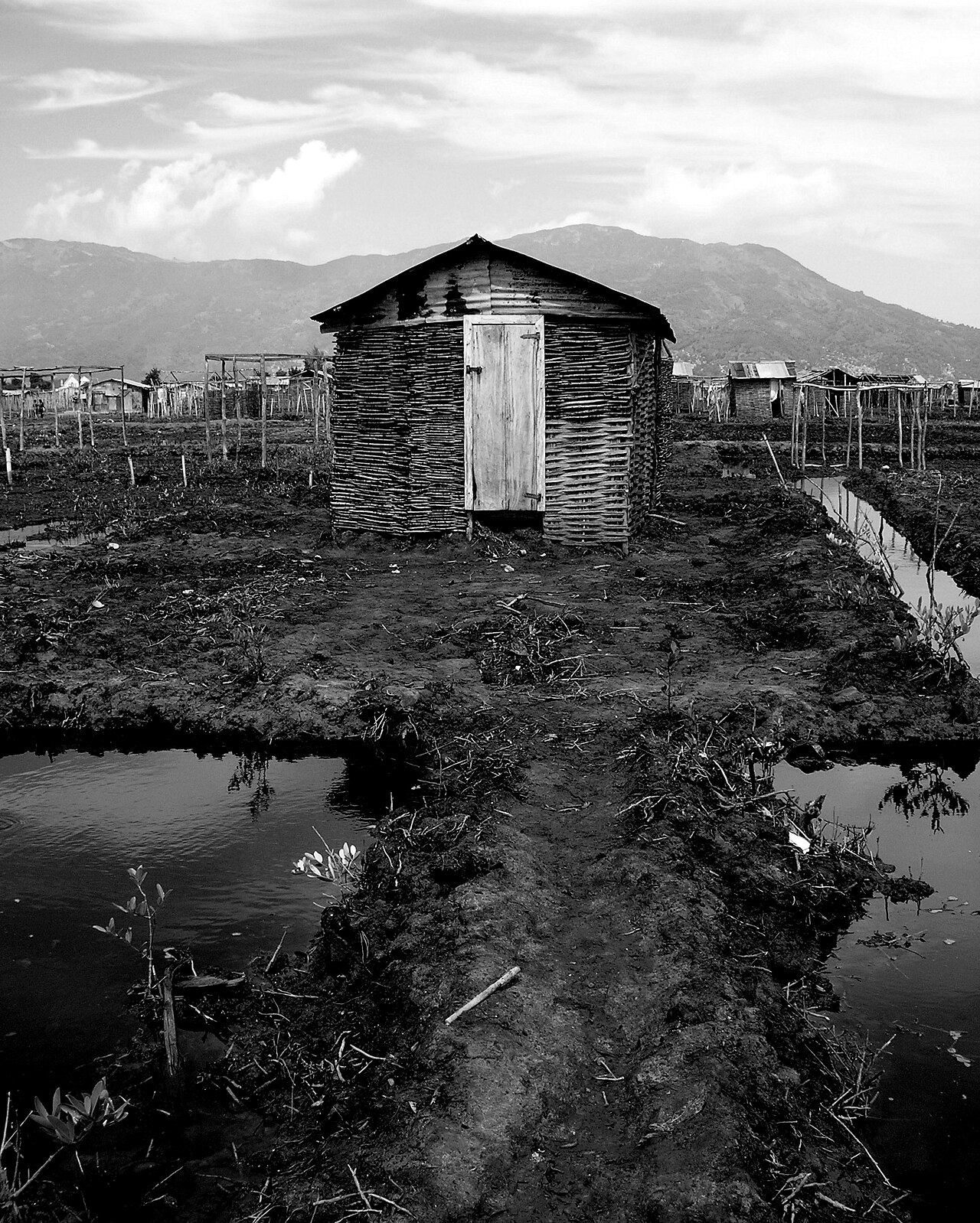 Foto fra Haiti – Lone house in Cap-Haitien