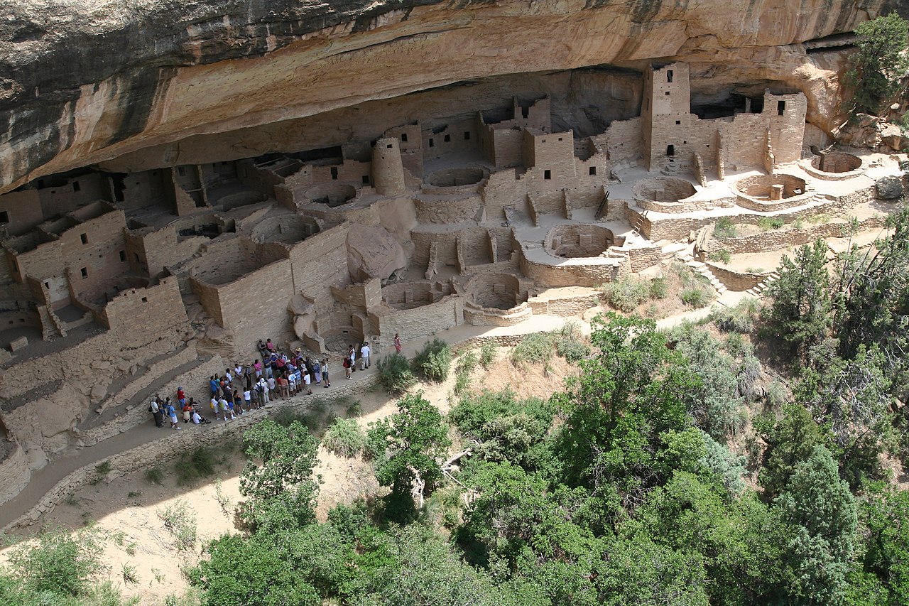Foto fra Rocky Mountains, Canada – MesaVerdeNationalParkCliffPalace