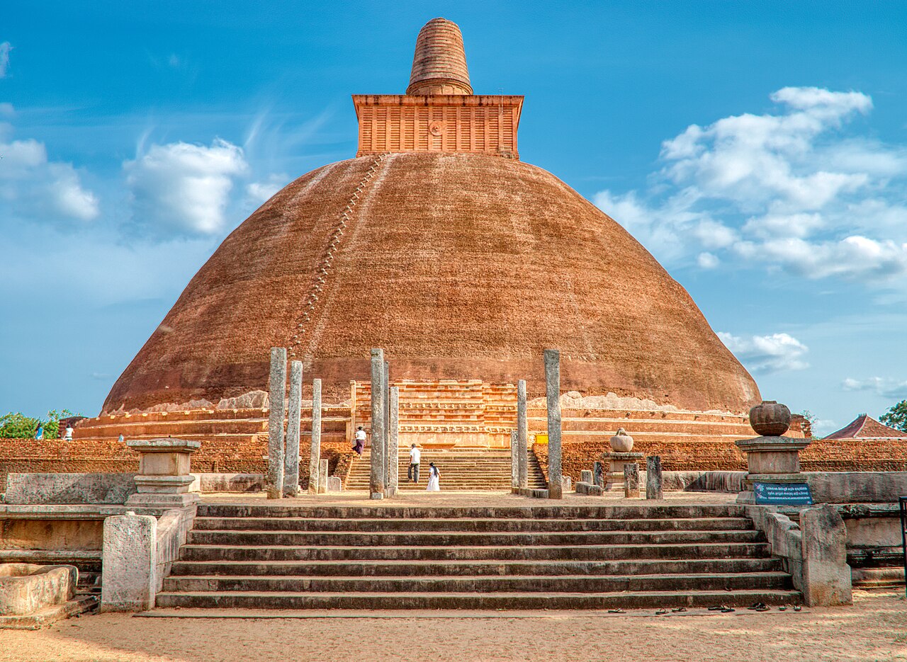 Foto fra Anuradhapura, Sri Lanka – Jetavanaramaya Stupa profile