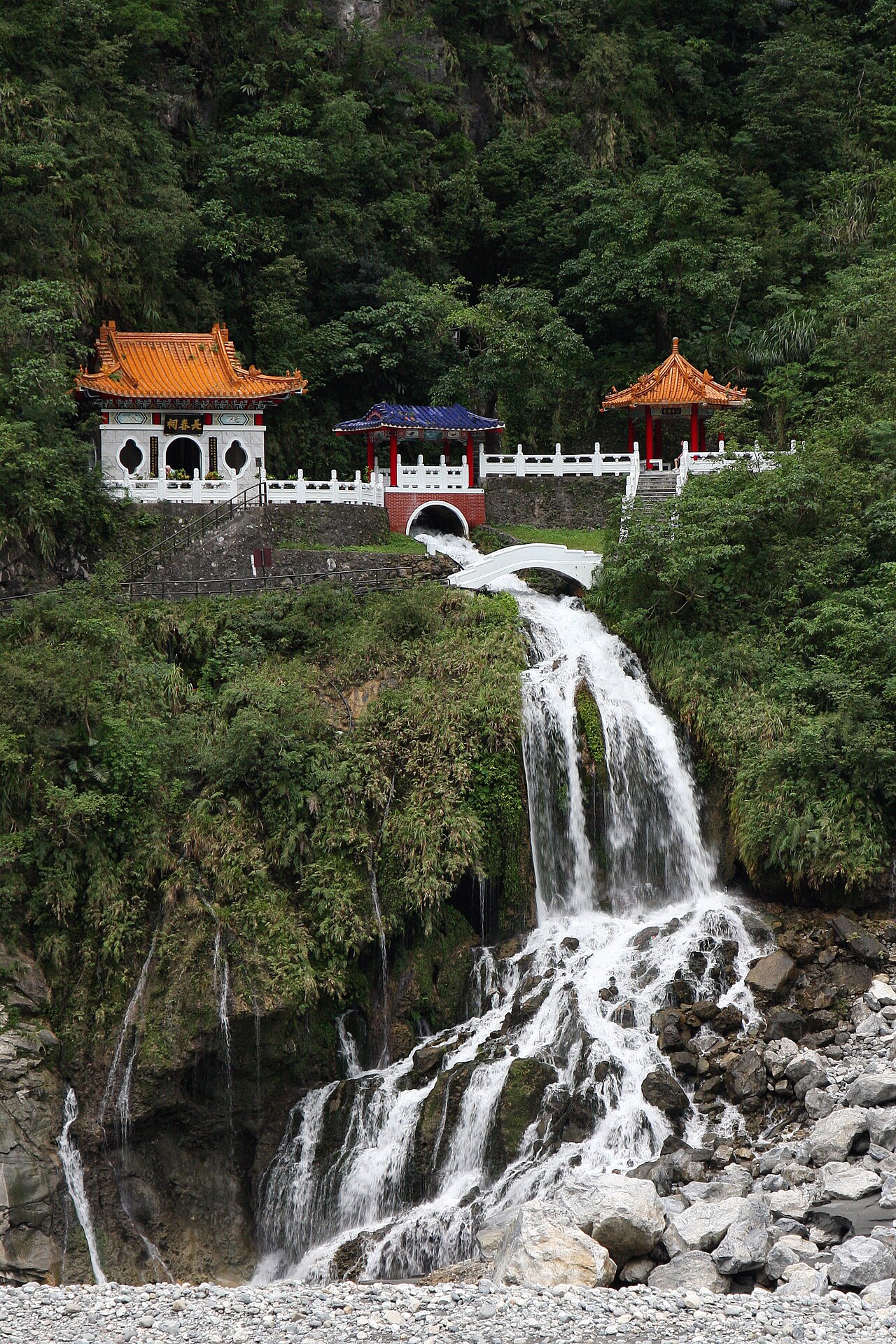 Foto fra Taiwan – Chang Chun Shrine amk