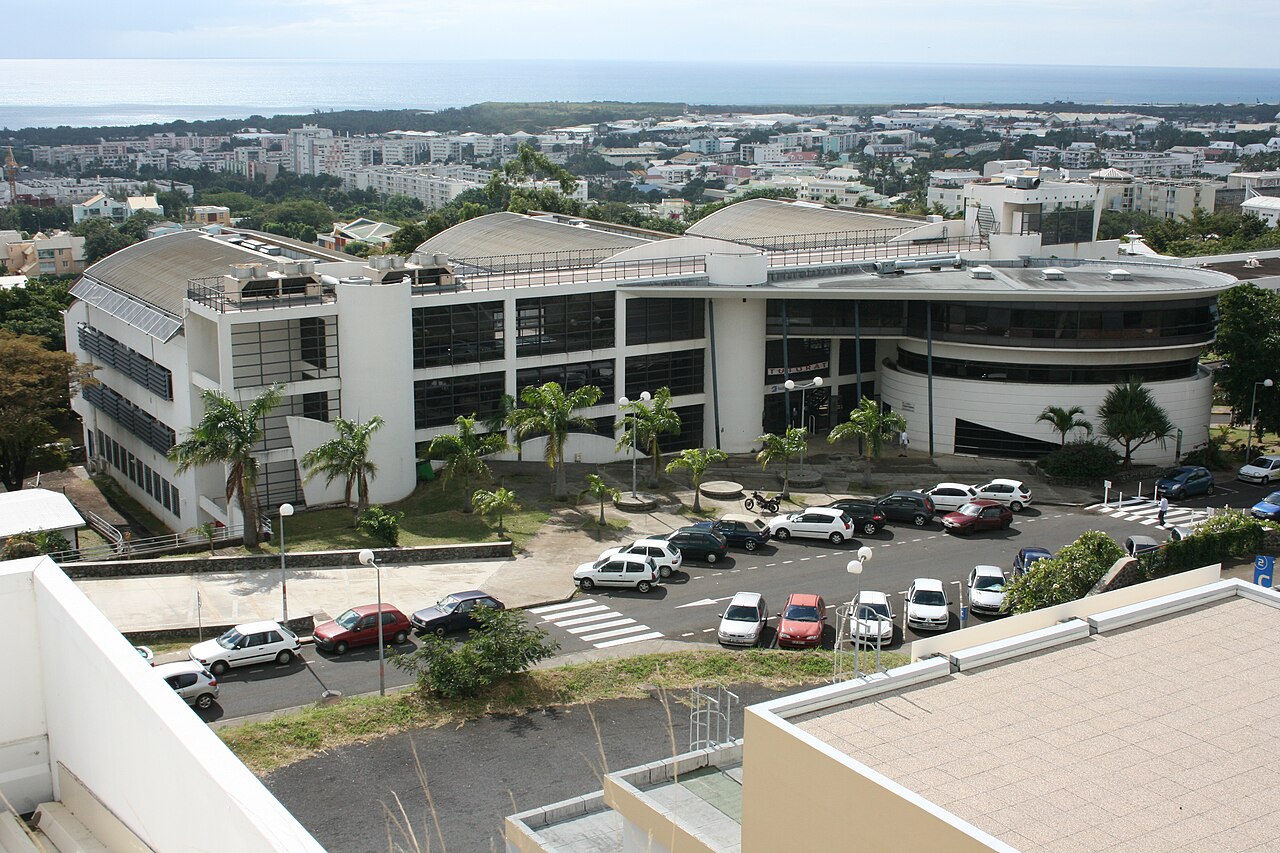 Foto fra Saint-Denis, Réunion – Bâtiment-faculté-Sciences-Réunion