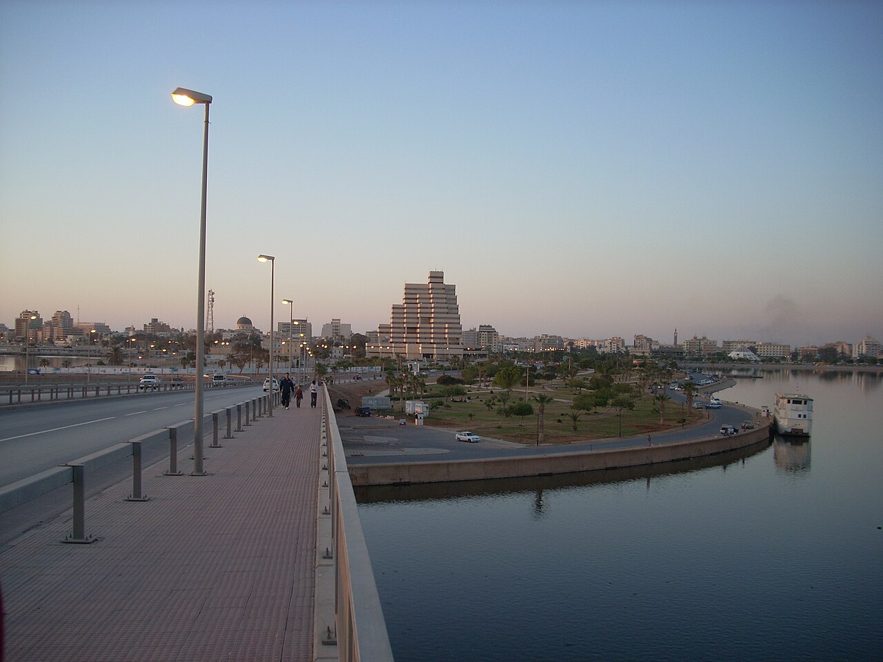 Foto fra Benghazi, Libya – Jeliana Bridge Benghazi