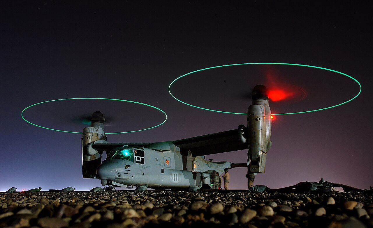 Foto fra Irak – 20080406165033!V-22 Osprey refueling edit1