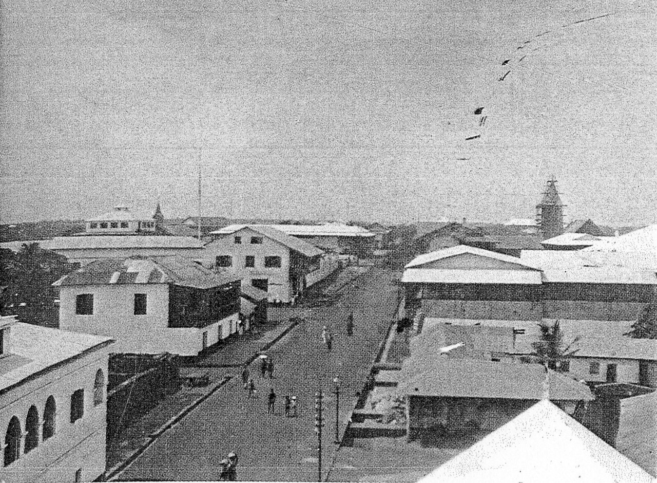Foto fra Accra, Ghana – HauptstraßeAccra18851908 300dpi