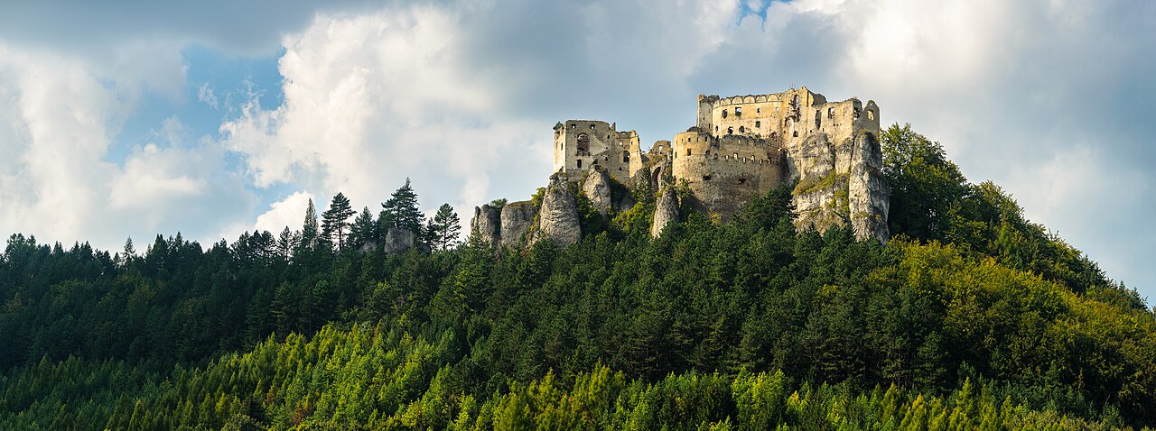 Foto fra Slovakia – Lietavský hrad-východná strana