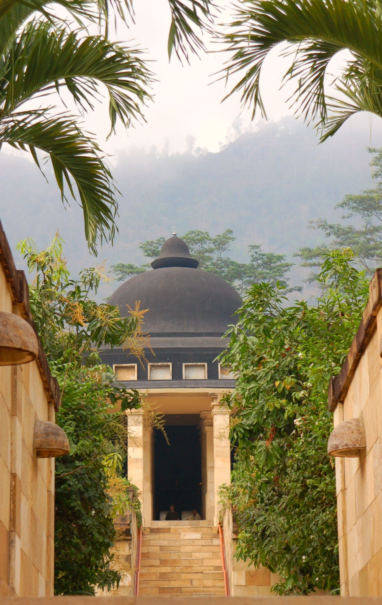 Foto fra JAVA- Borobudur, Indonesia – Amanjiwo Hotel2