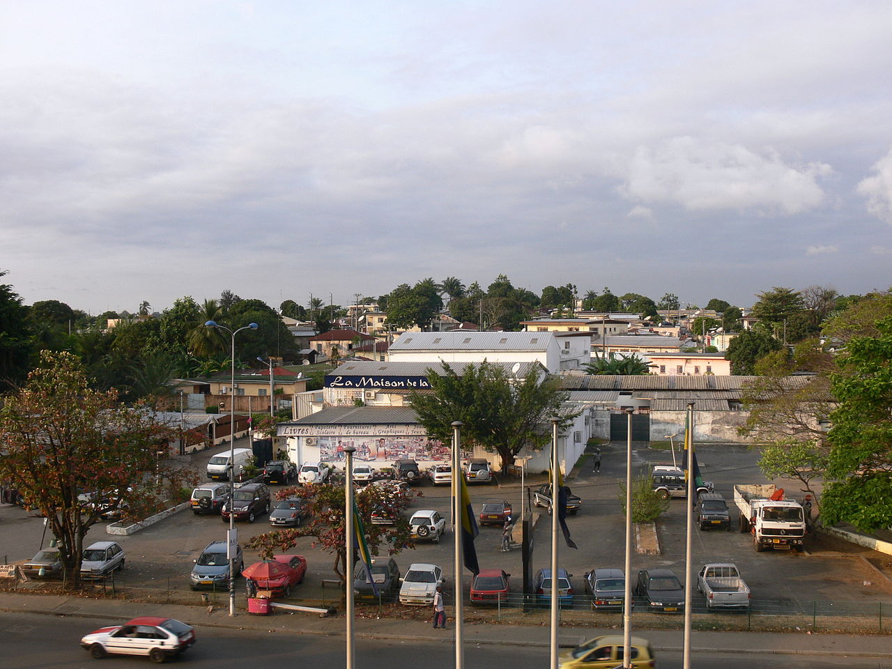 Foto fra Libreville, Gabon – Street scene Libreville 3