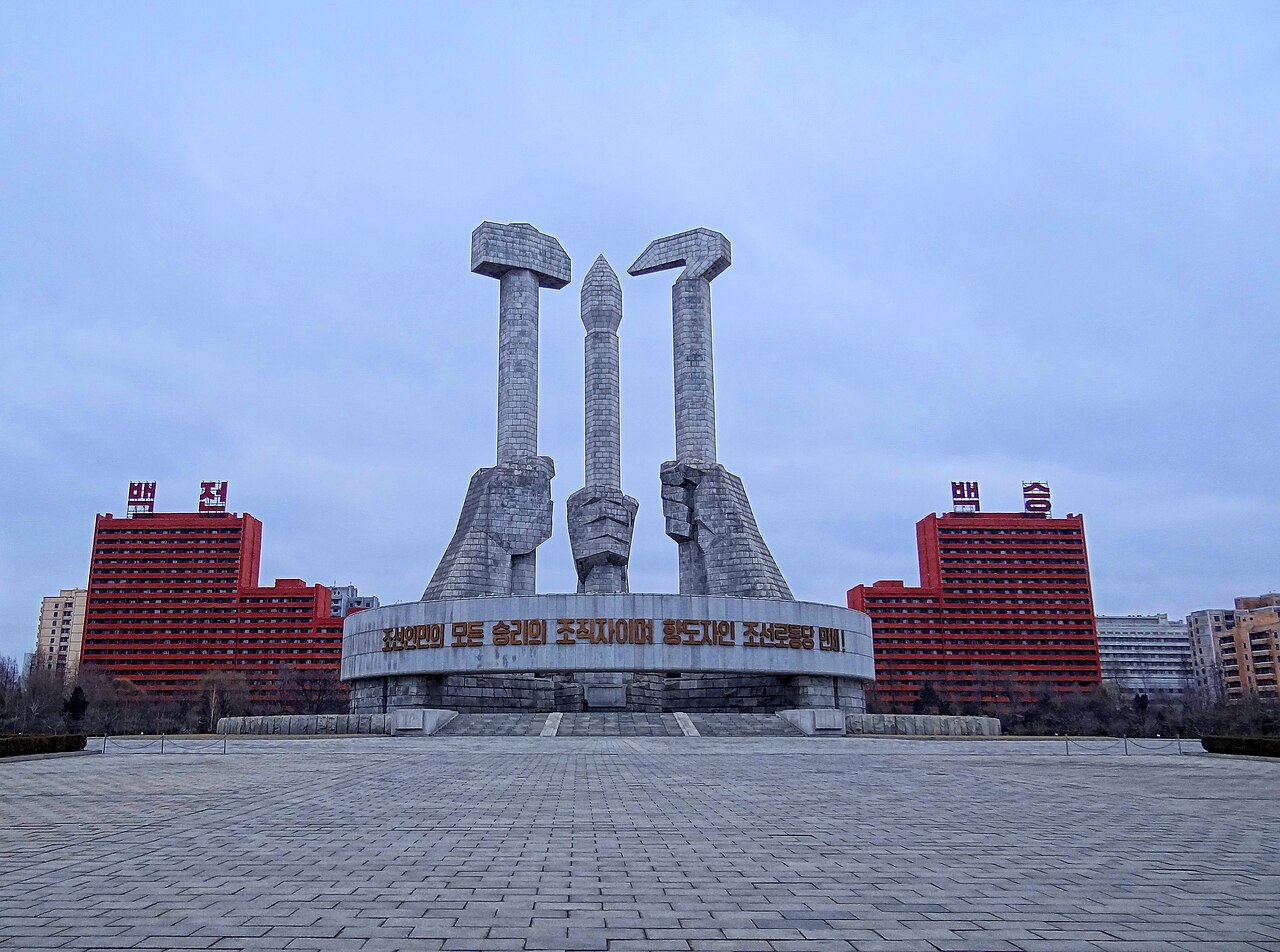 Foto fra Pyongyang, Nord-Korea – Party-Foundation-Monument