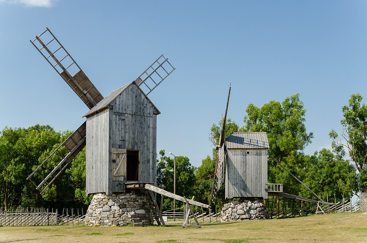 Foto fra Saaremaa, Estland – Angla tuulikud Saaremaal