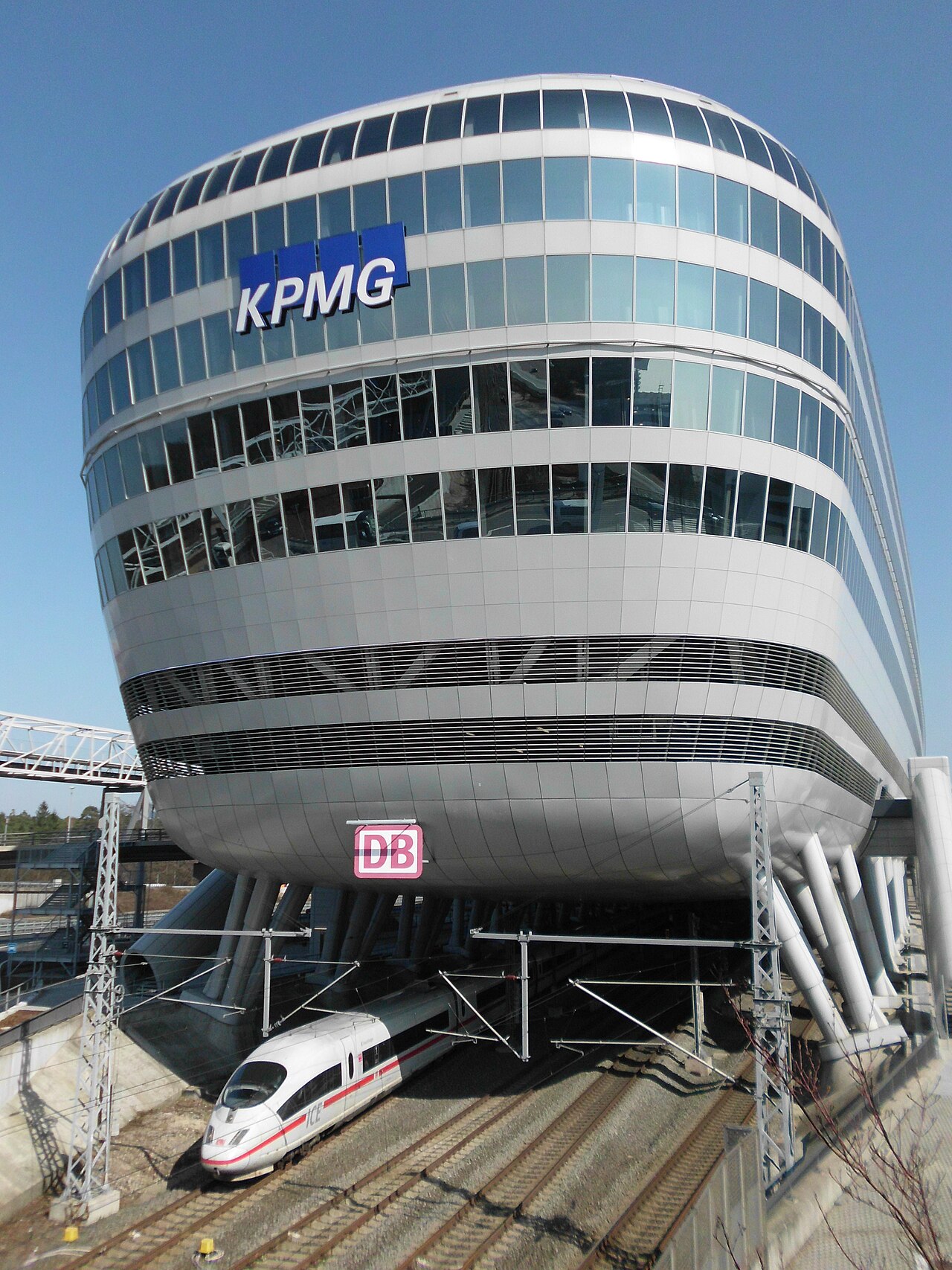 Foto fra Frankfurt am Main, Tyskland – DSCI0058 Flughafen Frankfurt Squaire