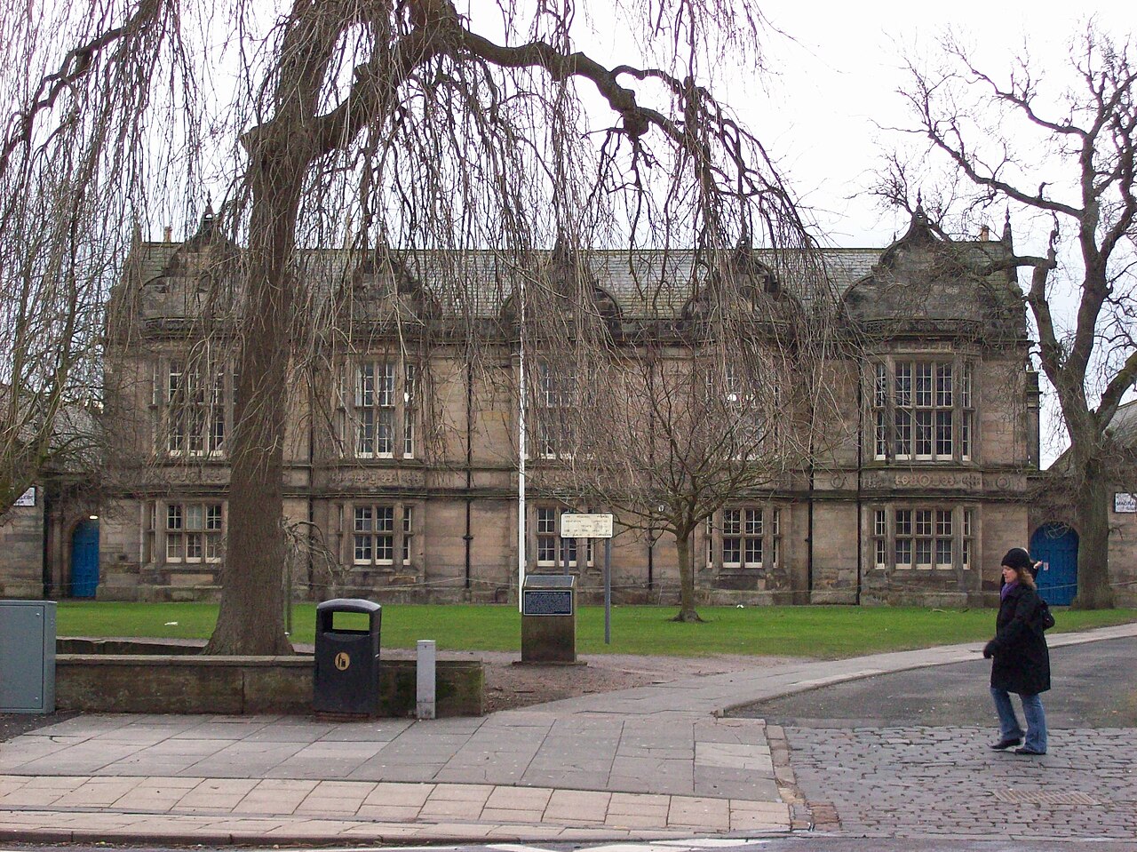 Foto fra St. Andrews, Skottland – Madras College