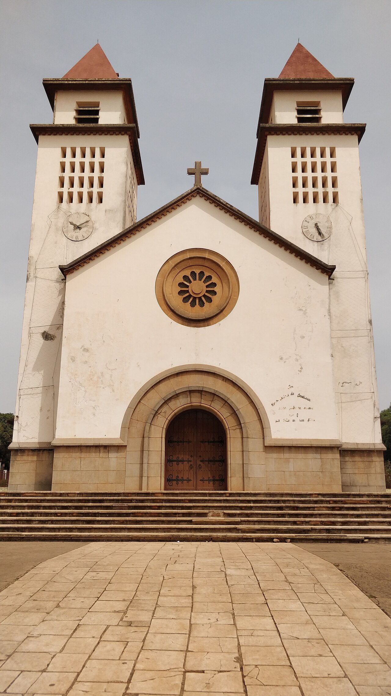Foto fra Bissau, Guinea-Bissau – Catedral de Bissau 1