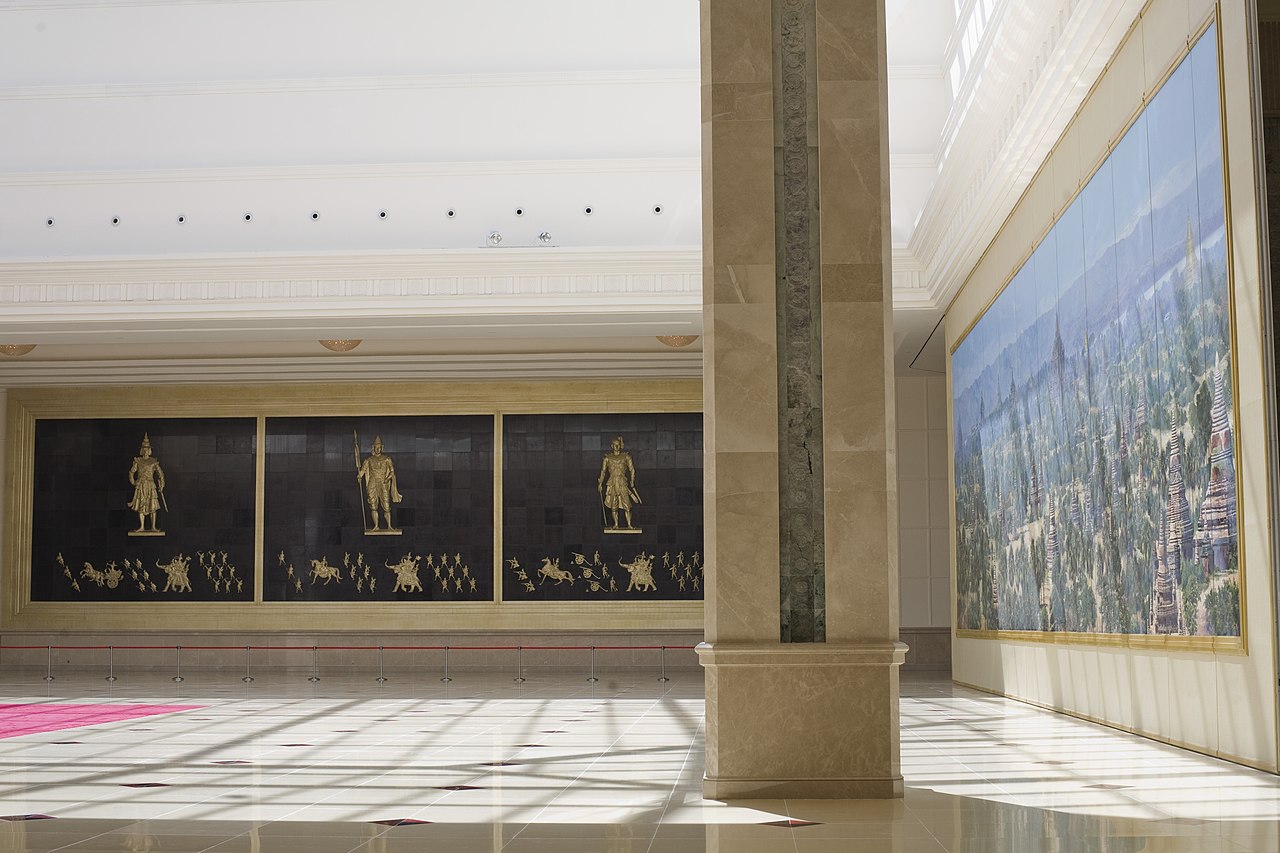 Foto fra Naypyidaw, Myanmar – Lobby of Zeyathiri Beikman, Naypyidaw