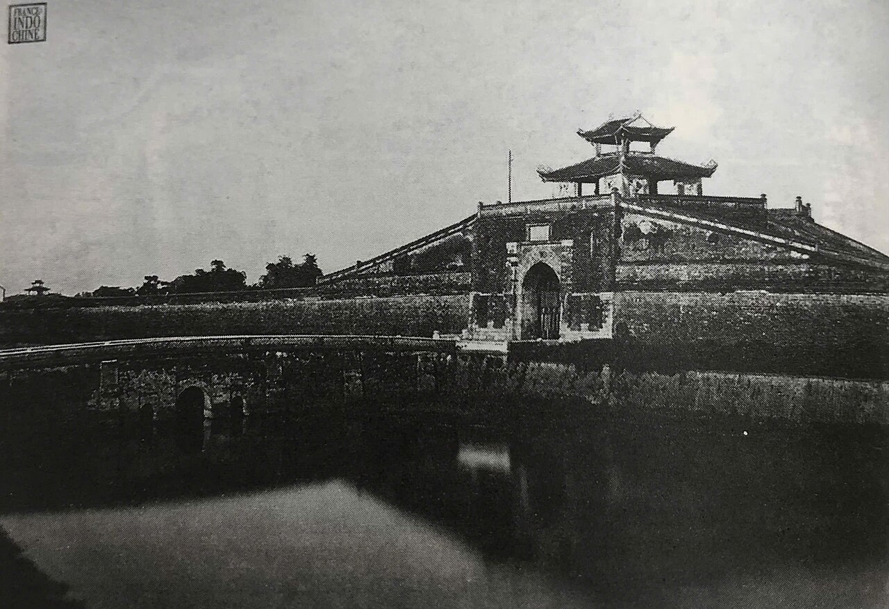 Foto fra Hanoi, Vietnam – Cua-Bac-Hoang-thanh-1-1727770085