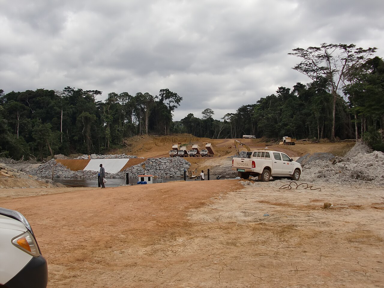 Foto fra Ciudad de la Paz, Ekvatorial-Guinea – Brückenbau in Oyala