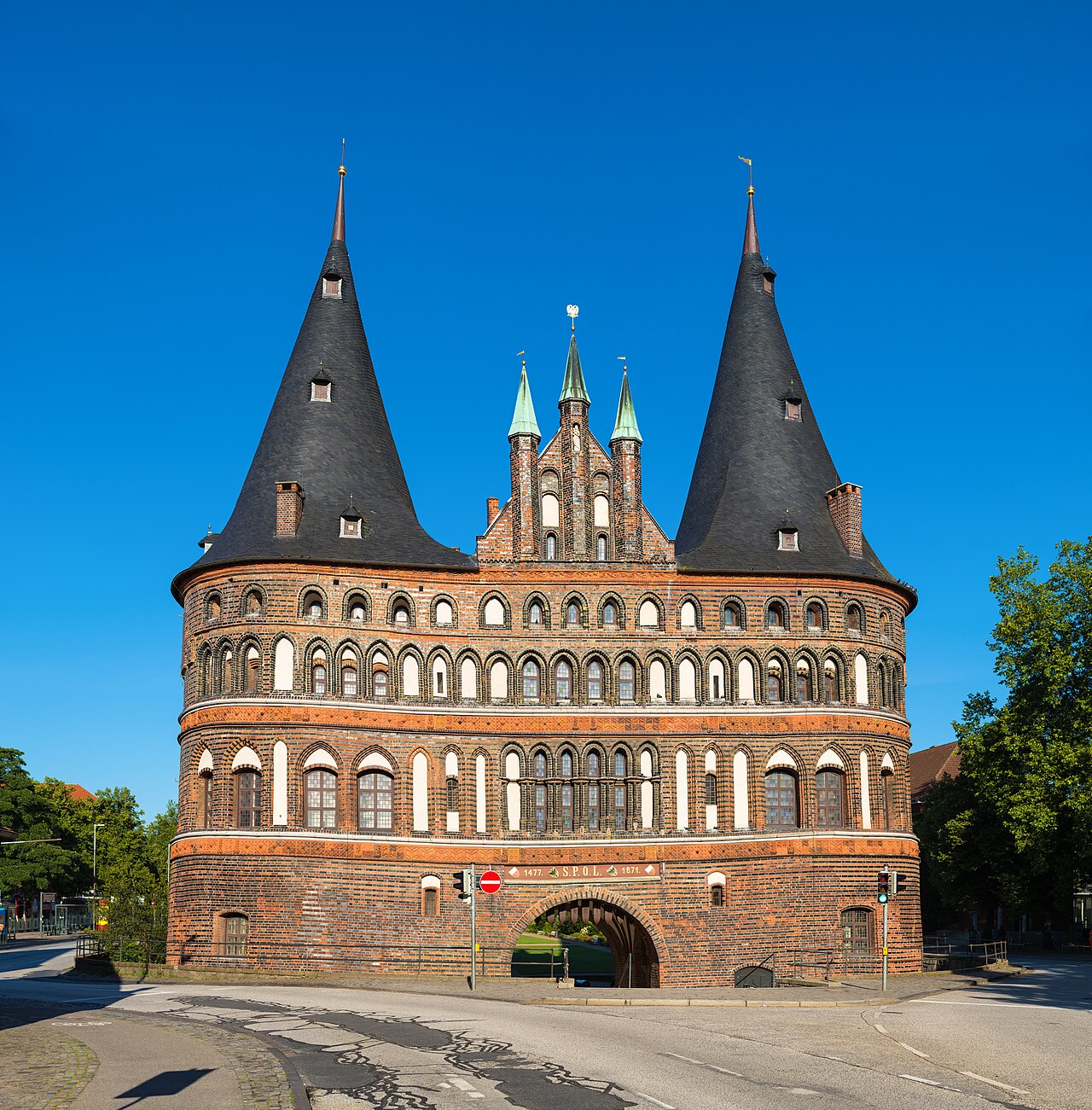 Foto fra Lübeck, Tyskland – Holstentor Stadtseite