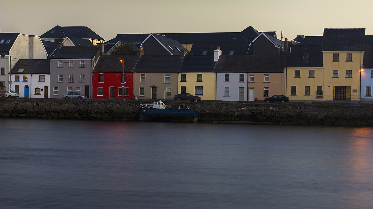 Foto fra Galway City, Irland – Claddagh at Sunrise