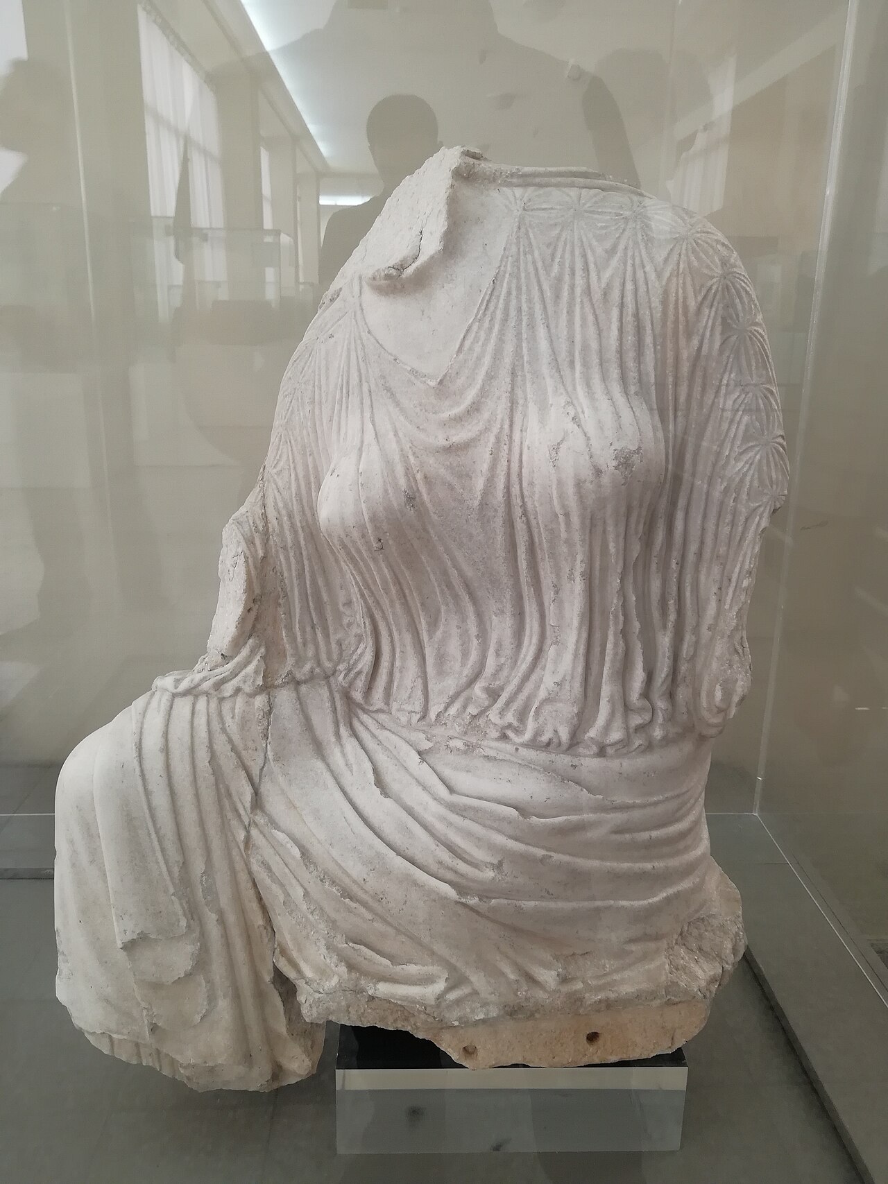 Foto fra Persepolis, Iran – Achamanid-Woman-Statue-Persia-Persepolis