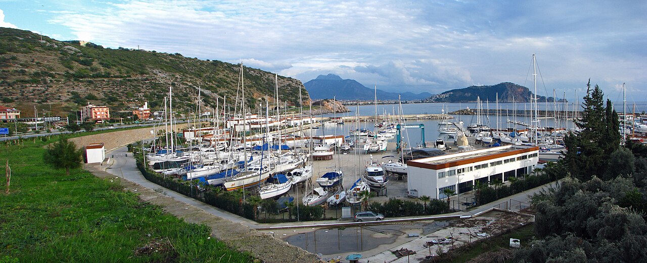 Foto fra Alanya, Tyrkia – Alanyamarinapanorama