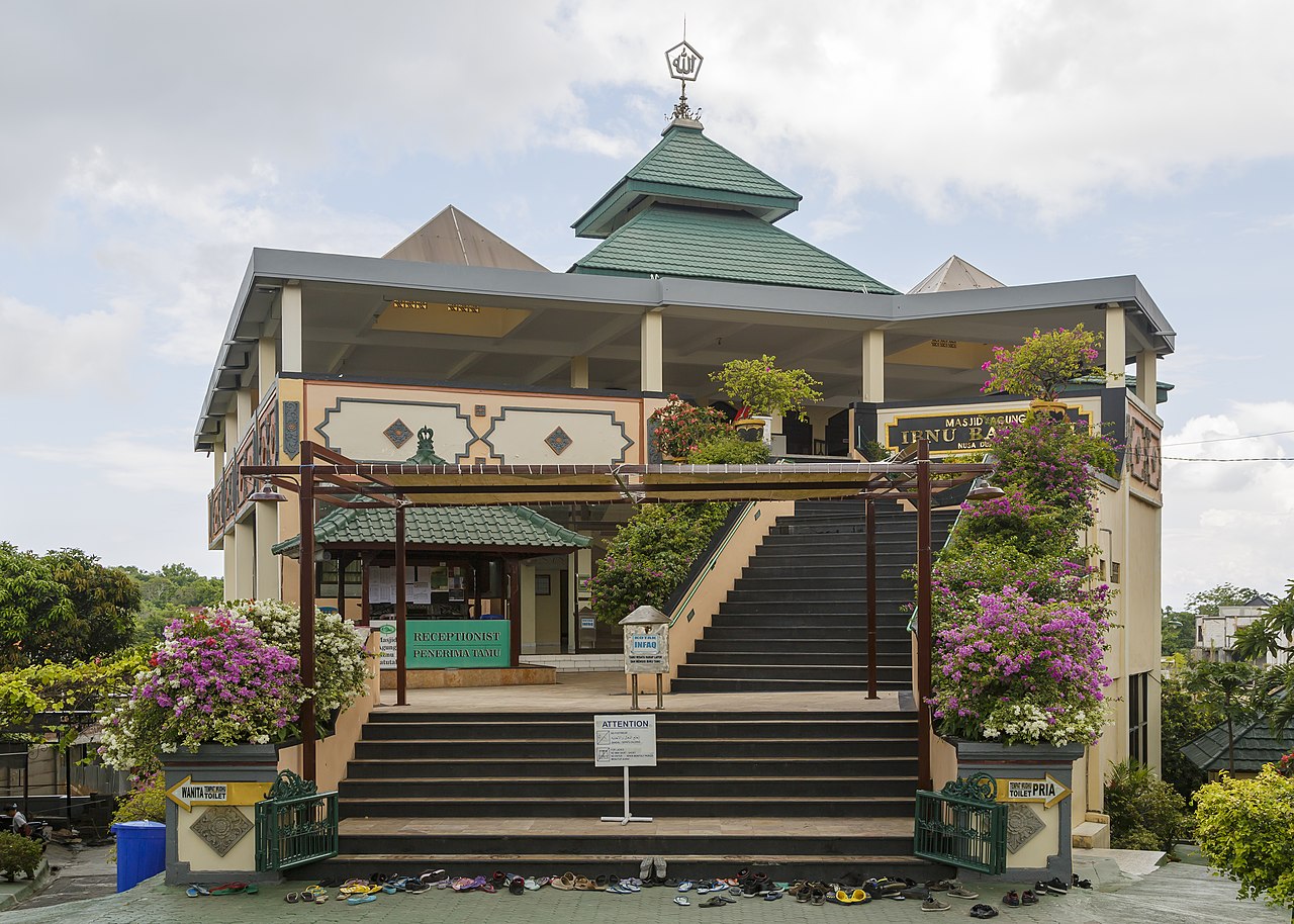 Foto fra Bali, Indonesia – Kuta Bali Indonesia Masjid-Agung-Ibnu-Batutah-02