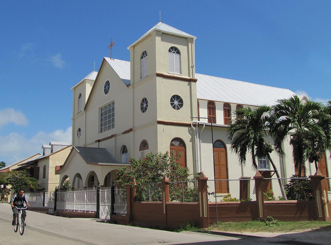 Foto fra Belmopan, Belize – HRrubenFromEast fixed