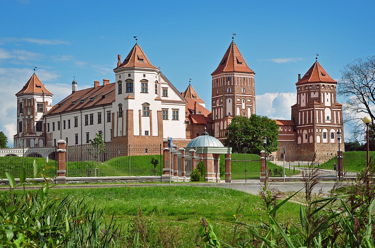 Foto fra Hviterussland – Комплекс Мирского замка