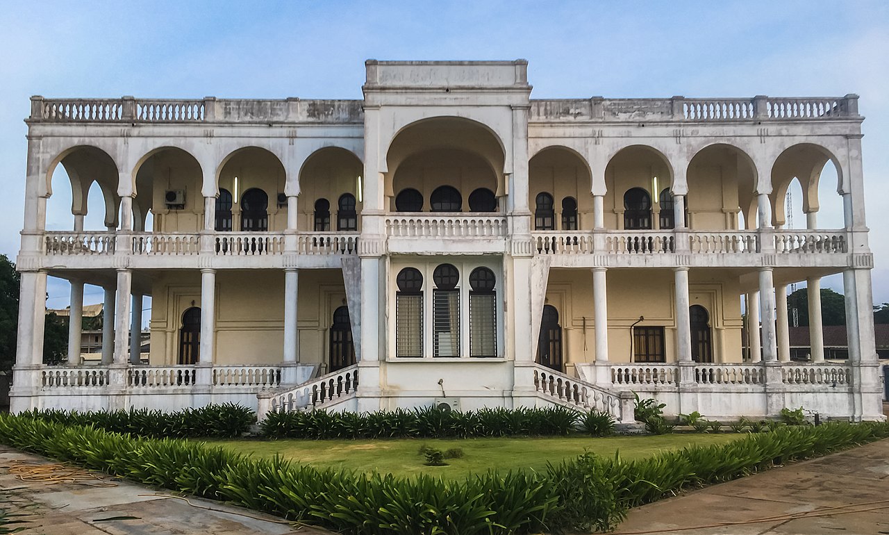Foto fra Lomé, Togo – Building in Lomé