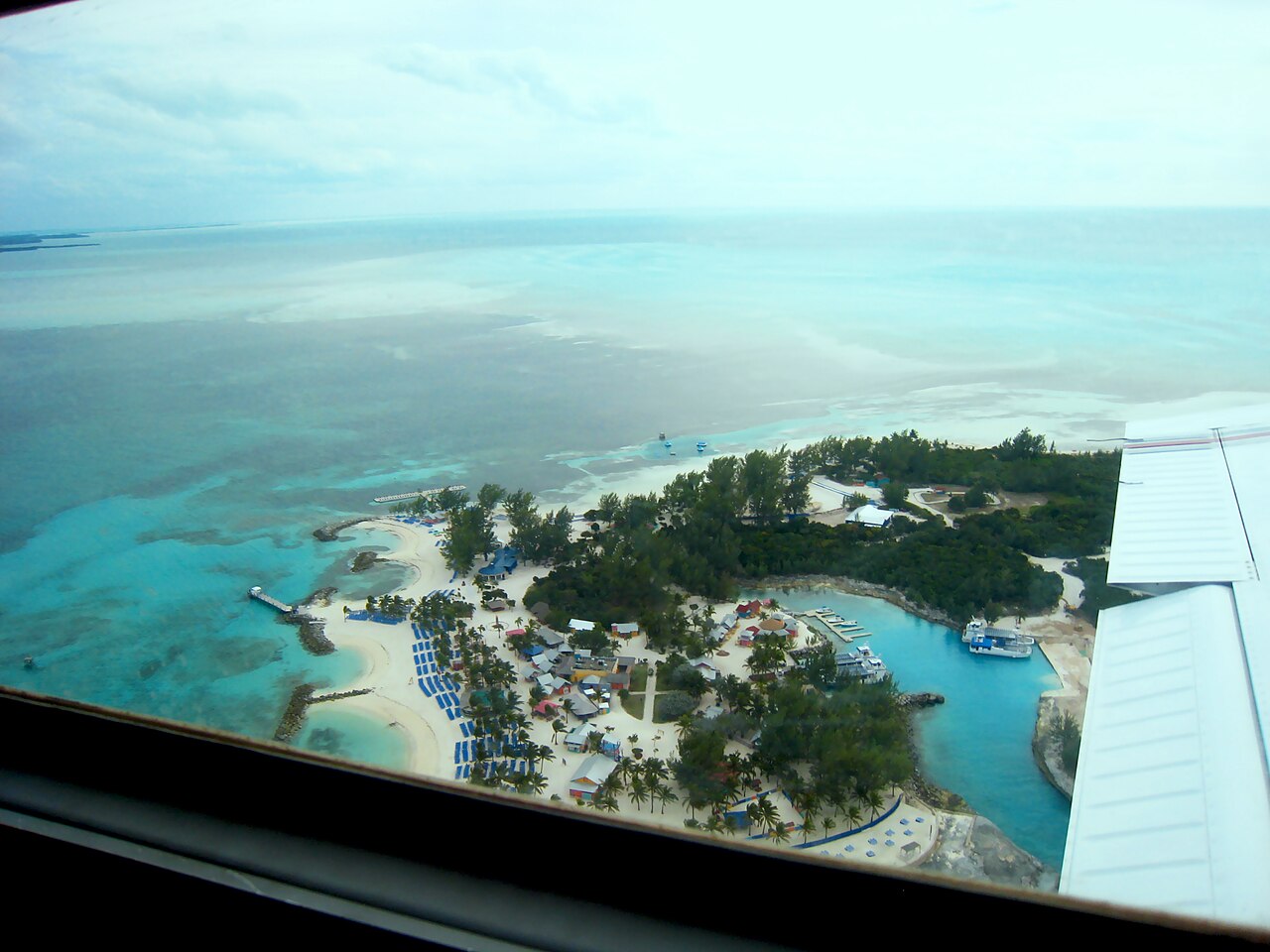 Foto fra Bahamas – AERIAL-VIEW-OF-COCO-CAY